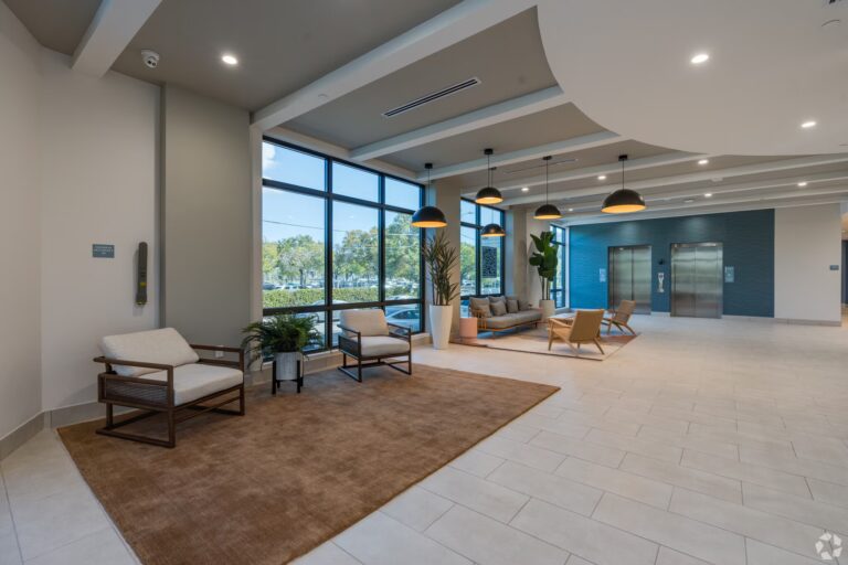 grand-view-park-miami-fl-lobby-photo